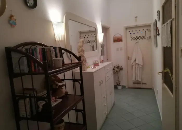 Violetta Apartmanlakas